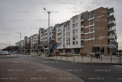 Gdańsk, Długie Ogrody. Nowy apartamentowiec Budimexu...