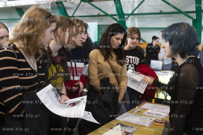 XVI Targi Szkół Ponadpodstawowych w ZSO Nr1 w Pruszczu...