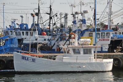 Port we Wladyslawowie. Nz. kuter WLA-16 25.08.2009...