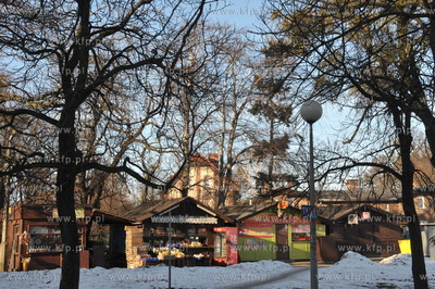 Targowisko w Oliwnie w okolicy Dworca PKP
31.01.2011
fot....