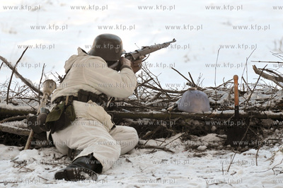 Rekonstrukcja bitwy w Ardenach przygotowana przez Muzeum...