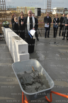 Banino, ul. Tuchomska. Uroczystosc wmurowania kamienia...
