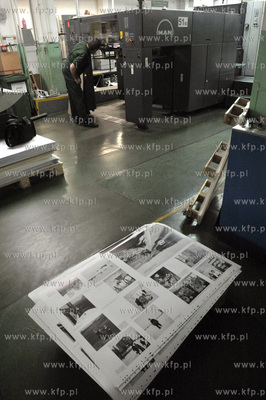 W drukarni POZKAL w Inowroclawiu rozpoczal sie druk...