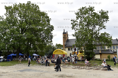 Dni Sąsiadów. Festyn przy parafii Miłosierdzia Bożego...