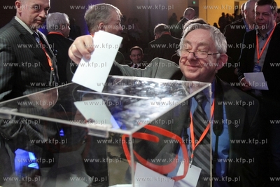 Gdańsk. Amber Expo. Wybory przewodniczącego pomorskiej...