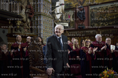 Gdańsk. Dwór Artusa. Uroczysta sesja Rady Miasta....