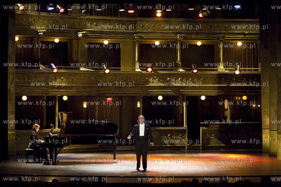 Opera Bałtycka. Benefis Floriana Skulskiego VIVA BARITONE!.
10.12.2016
fot....