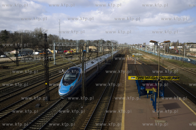 Przystanek SKM Gdańśk Stocznia.
15.03.2017
fot....