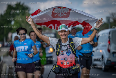 Kwidzyn. Zakonczenie biegu Karoliny Napiórkowskiej...