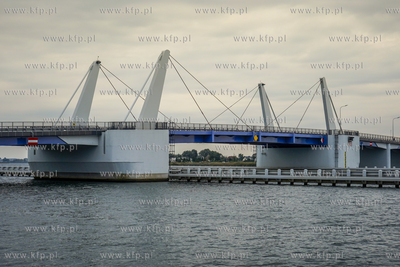 Most 100-lecia Odzyskania Niepodległości w Sobieszewie...