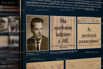 "Spojrzeć ludziom prosto w oczy " wystawa poświęcona...