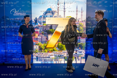 7 mln pasażerka Portu lotniczego Gdańsk-Rębiechowo...