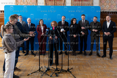 Sopot. Konferencja prasowa samorządowców zrzeszonych...
