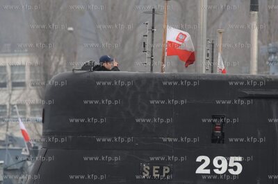 Port wojenny Gdynia. Zaloba na okretach wojennych po...