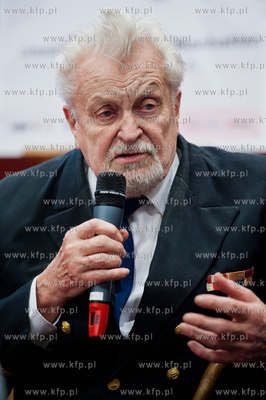 Otwarcie Biblioteki Manhattan w CH Manhattan.
Nz spotkanie...