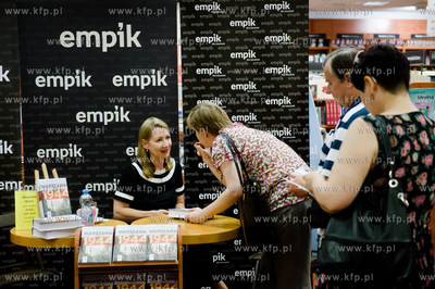 Gdansk. Salon Empik w C.H. Galeria Baltycka. Spotkanie...