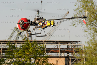 Miniaturowy smiglowiec RC do filmowania i fotografowania...