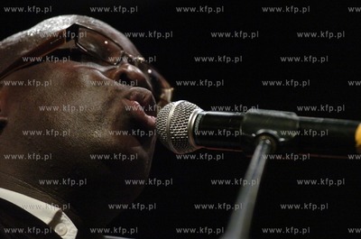 Slupsk, sala Teatru Dramatycznego. Koncert muzyki gospel...