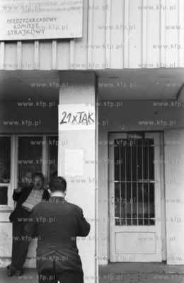 Strajk w Stoczni Gdanskiej im Lenina. sierpien 1980...