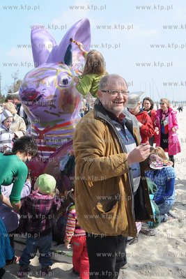 To sie nazywa miec dystans do swojego nazwiska, w malowaniu...