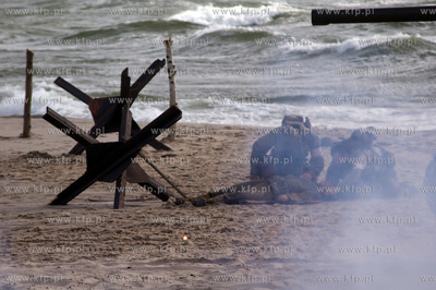 Operacja D Day - byla przedmiotem inscenizacji na plazy...