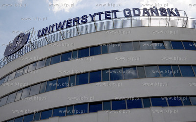 Uniwersytet Gdanski. Wydzial Nauk Spolecznych, Instytur...