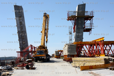 Kwidzyn. Budowa mostu przez Wisle.  Inwestycja warta...