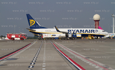Port Lotniczy Gdansk im. Lecha Walesy. Nz. Boeing 737-800...