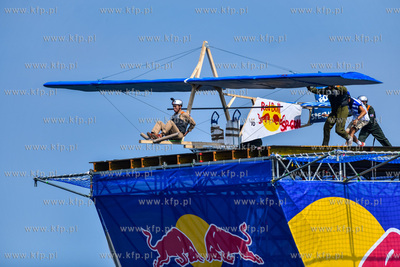 Konkurs lotów Red Bull w Gdyni 18.08.2024 / fot. Maciej...