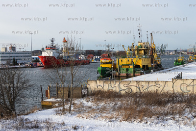 Baza Petrobalticu na Martwej Wiśle w Gdańsku, widok...