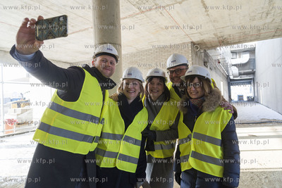 XVII LO w Gdyni pierwszą flagową szkołą Microsoft...