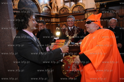 Gdansk, Dwor Artusa. Po raz kolejny wreczono medale...