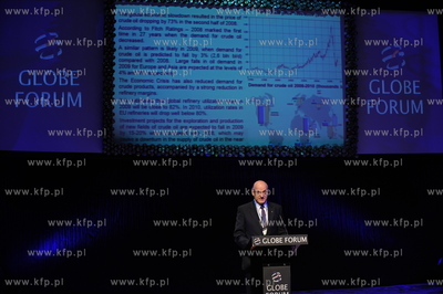 Gdansk, GLOBE FORUM 2009. Nz Pawel Olechnowicz - prezes...