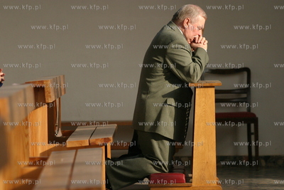 W pierwszy dzien po przystapieniu Polski do Unii Europejskiej...