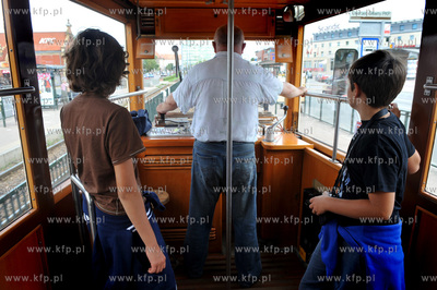 Jedna z gdanskich atrakcji turystycznych jest Tram...