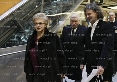 Gdansk. Centrum handlowe Manhattan. Premiera i promocja...