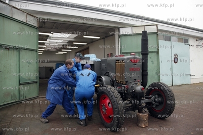 Zespol Szkol Rolniczych w Rusocinie. Uczniowie szkoly...