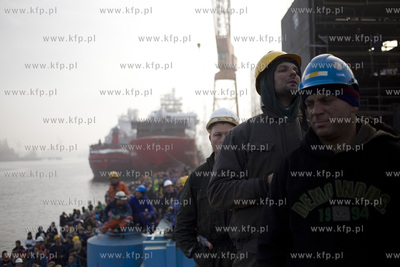 Stocznia Remontowa Shipbuilding. Wodowanie żaglowca...