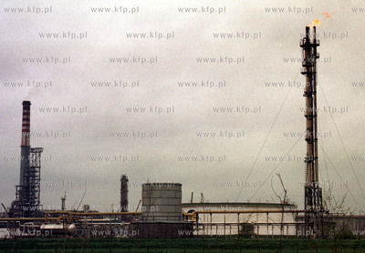 rafineria Gdanskafot. LUKASZ GLOWALA / KFP