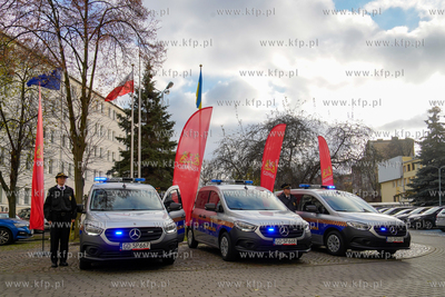 Urząd Miejski w Gdańsku. Przekazanie 3 nowych radiowozów...