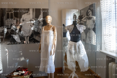 Muzeum Sopotu. Wystawa „Moda, której nie widać....