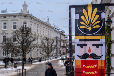 Gdańsk Wrzeszcz.  Świąteczny klimat przy ul. Wajdeloty....