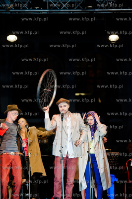 Sopot. Scena na Placu Zdrojowym. Uroczyste Otwarcie...