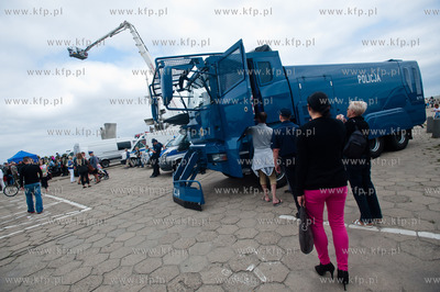 Gdynia. Skwer Kosciuszki. Festyn i pokazy zorganizowany...