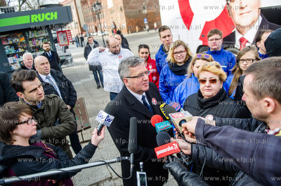 Gdansk. Targ Weglowy. Konferencja Prezydenta Bronislawa...
