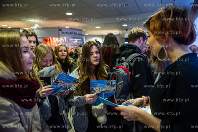 Uniwersytet Gdanski. Wydzial Prawa i Administracji....