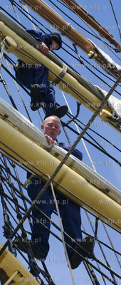 Wizyta zaglowca George Stage - najmniejszego pelnorejowca...