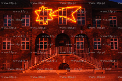 Inauguracja projektu - Instalacja swietlna " Wszystko...