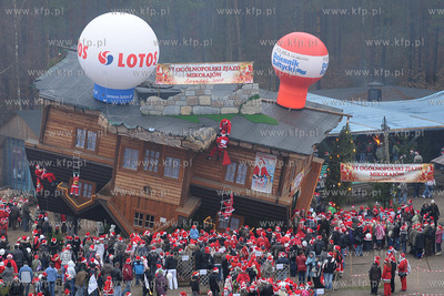 Szymbark na Kaszubach. VI Ogolnopolski Zjazd Swietych...