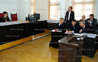 Slupsk

Przed Sadem Okregowym w Slupsku rozpoczela...